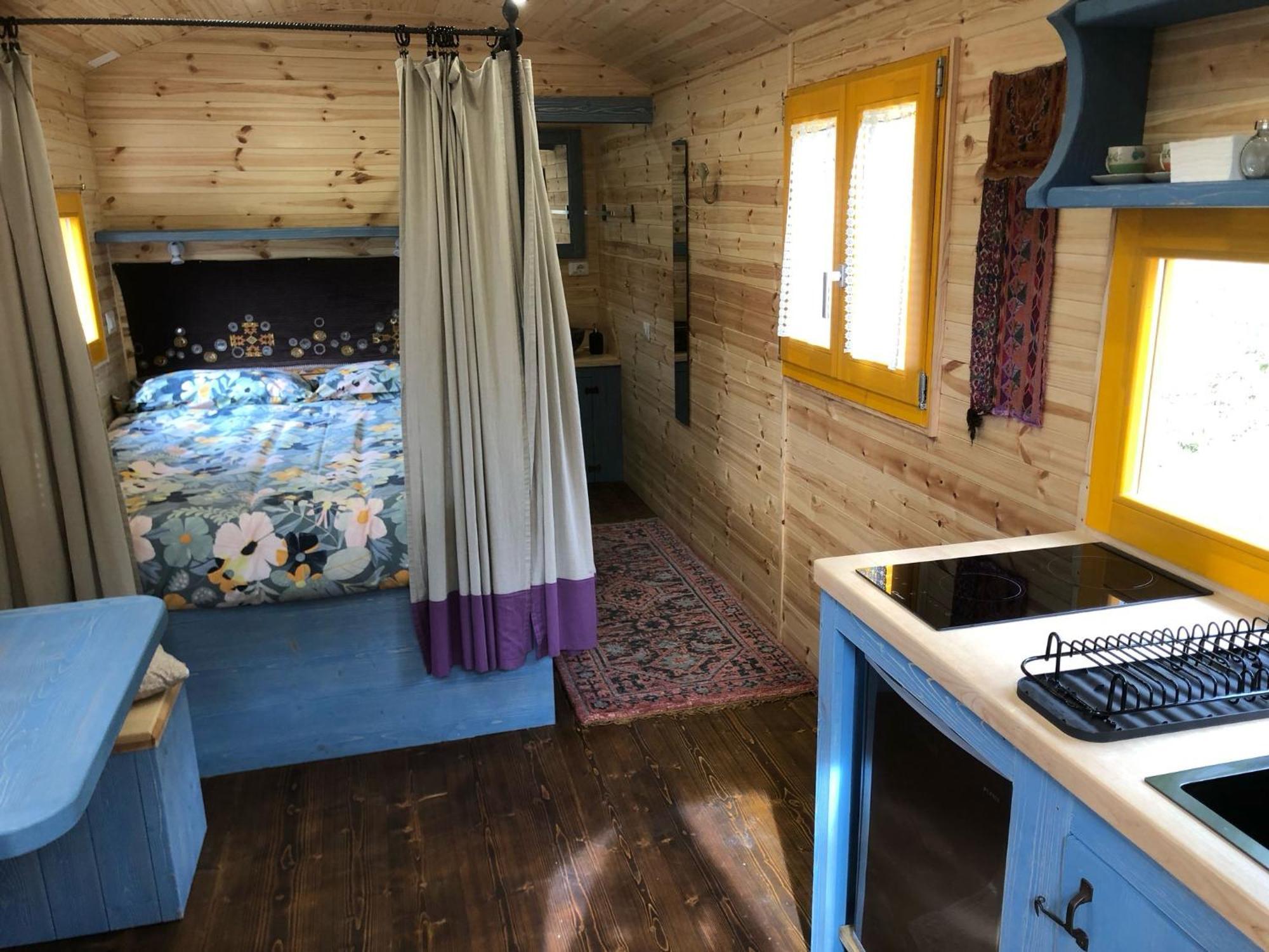 Agriturismo La Rovere - I Carrozzoni Gitani Cossano Belbo Bagian luar foto
