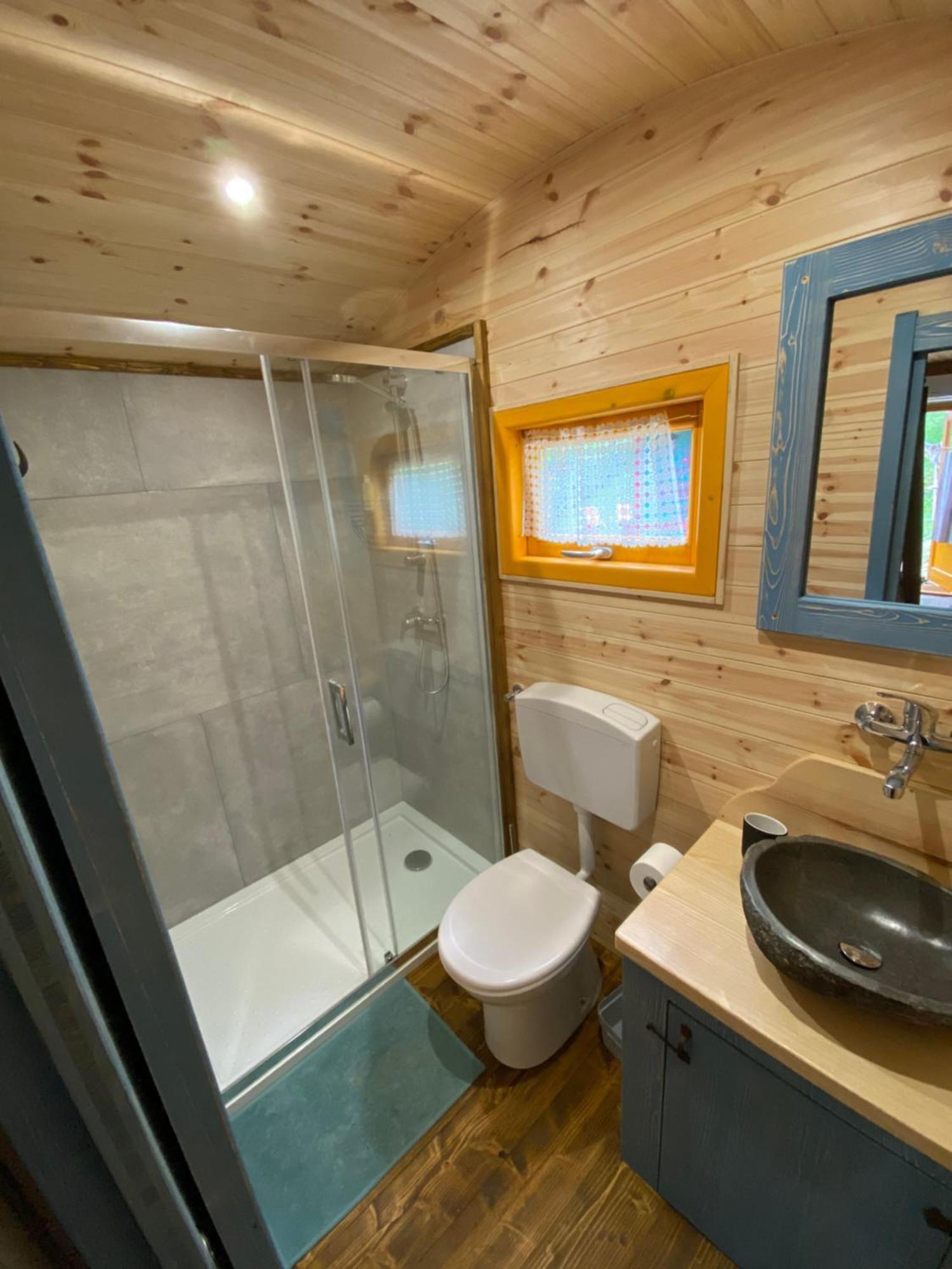 Agriturismo La Rovere - I Carrozzoni Gitani Cossano Belbo Bagian luar foto